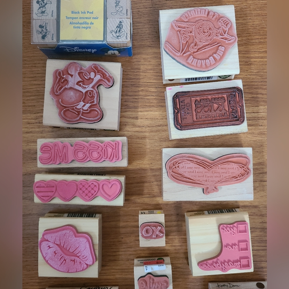 Assorted Rubber Stamp Collection - Picture 7 of 8